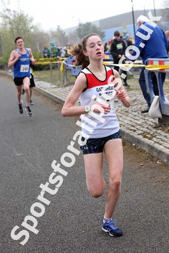 Boys and girls under-15s road race, 2019 Elswick Harirers Good Friday Road Relay, Newburn, Newcastle. Photo:  David T. Hewitson/Sports for All Pics